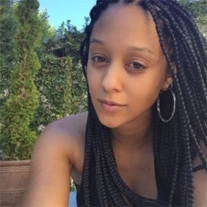 Box Braids - Tia Mowry's Hairstyles