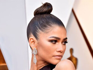 Easy steps to follow for the sleekest bun hairstyle.